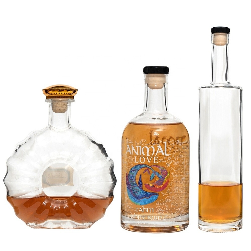 750 ml Wodka Glasflasche mit Decal Oberflächenbehandlung und Kristallfarbsprühdruck