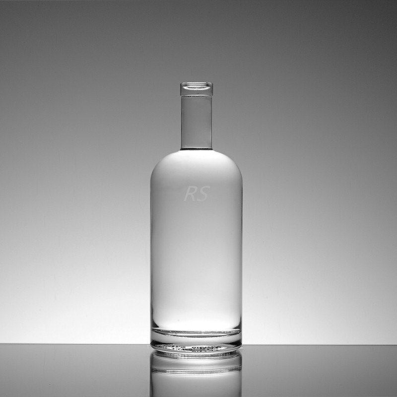 Glaskragen 750 ml Super Flint Rum leere Flasche für den Transport von Getränken