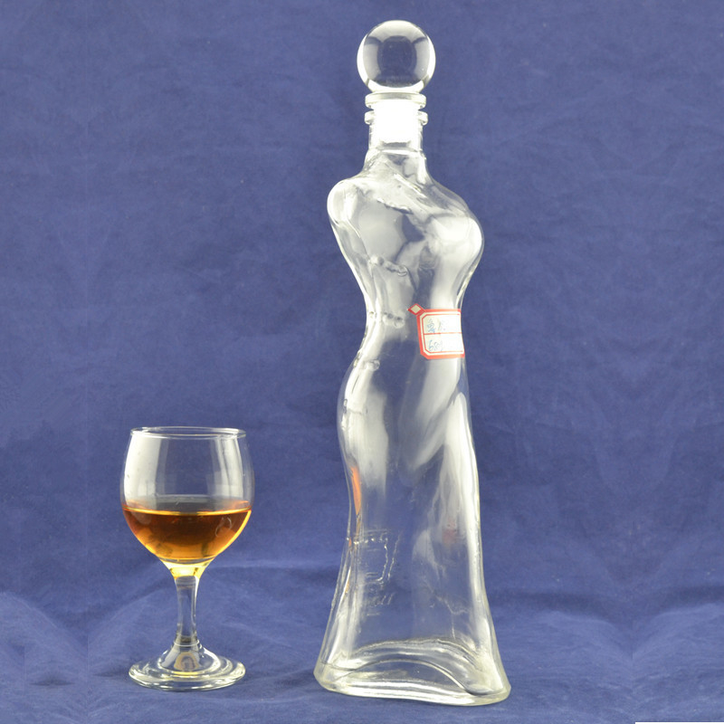 Decal Oberflächenbehandlung Wodka Glasflasche für Frauen Körperform in kristallweißem Material