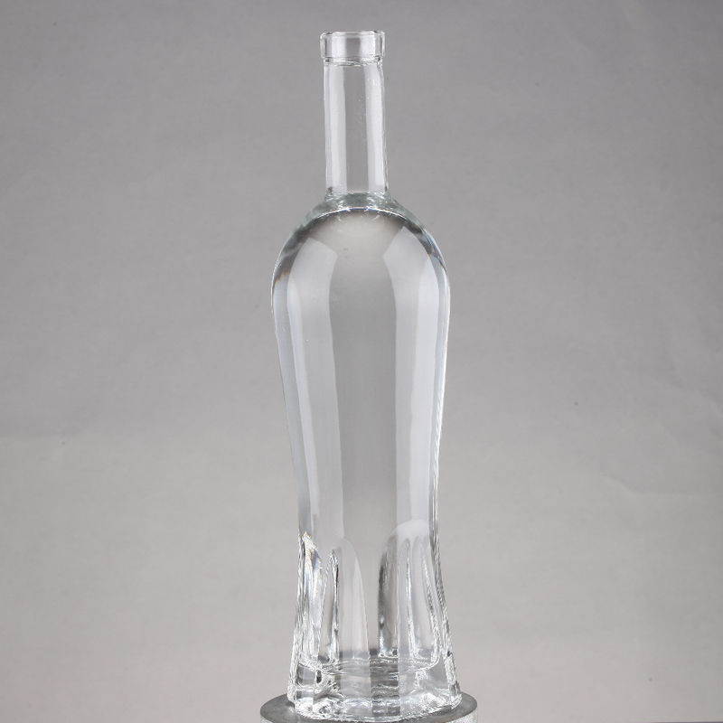 70cl 700ml Wodka-Flaschen aus Super-Flint-Glas mit dickem Untergrund und Korkdichtung